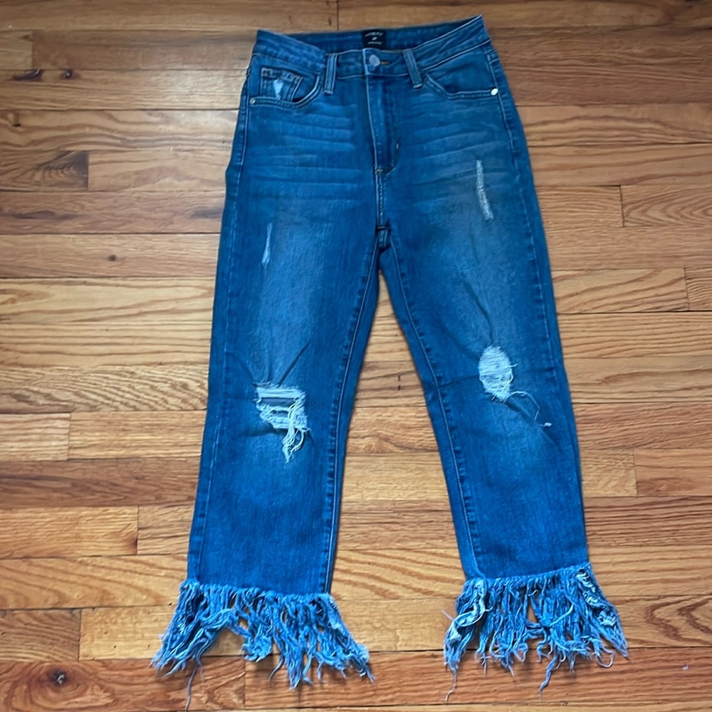 Just Black distressed cropped blue jeans